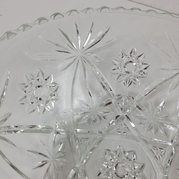 Star of David Clear Glass Scalloped Edge Serving Bowl - Picture 5 of 14